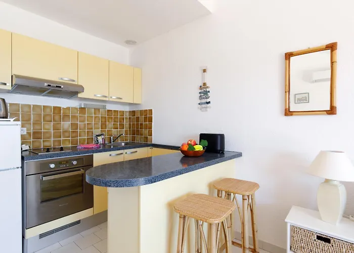 Bleu Horizon Yourhosthelper