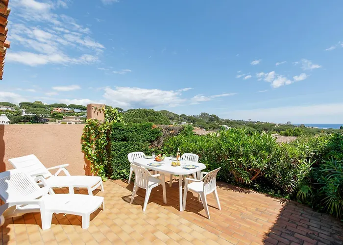 Bleu Horizon Yourhosthelper * サント・マキシム